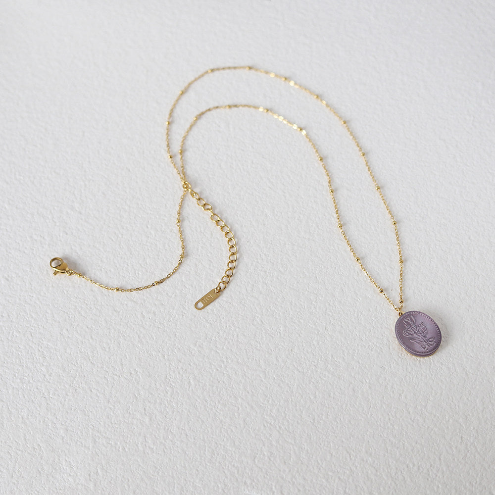 Blooming Tulip Shell Necklace