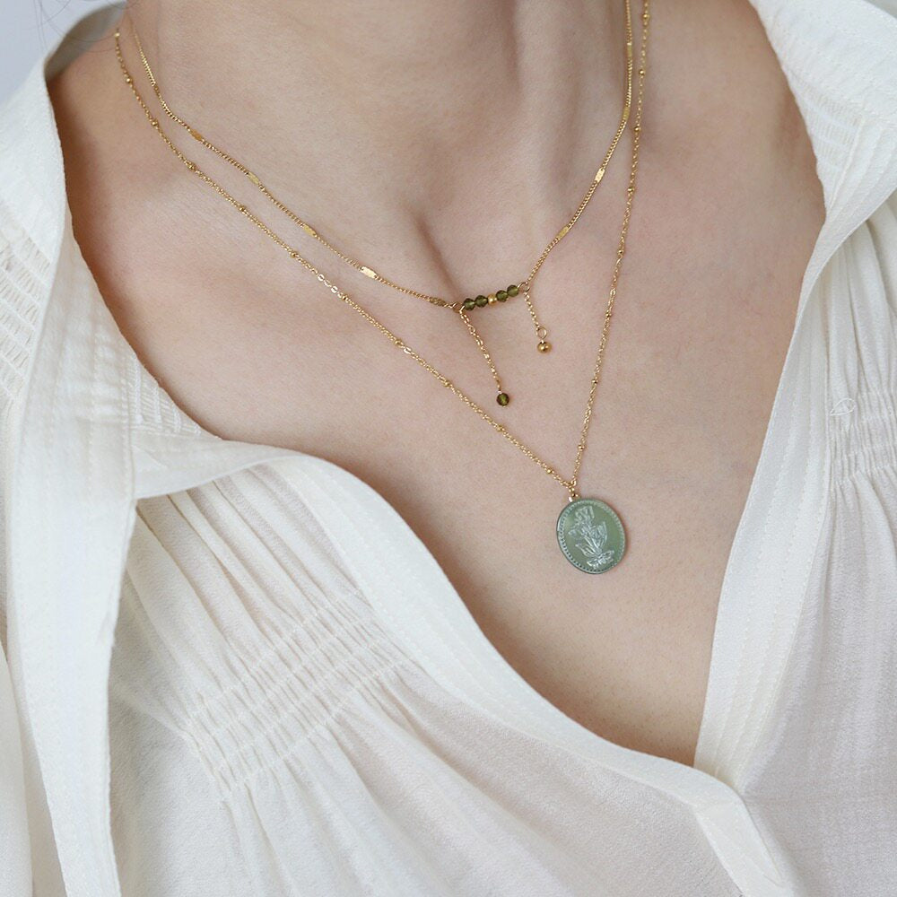 Blooming Tulip Shell Necklace