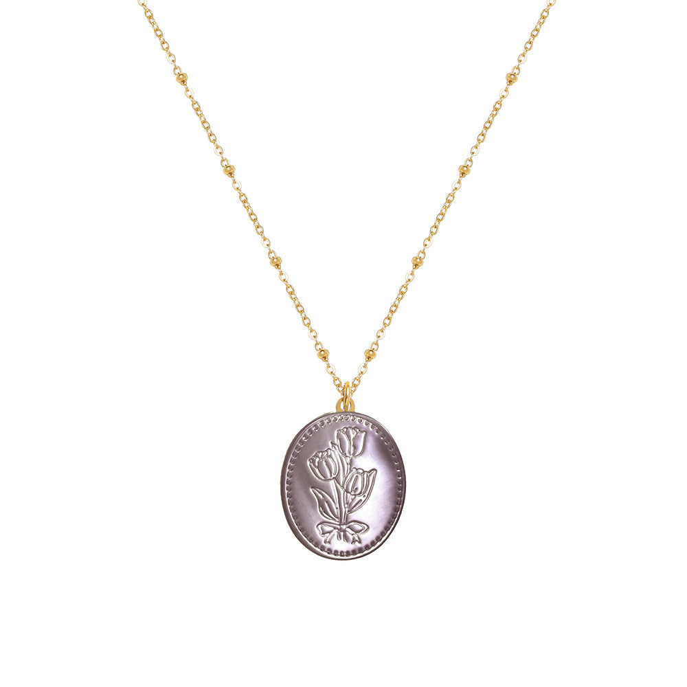 Blooming Tulip Shell Necklace
